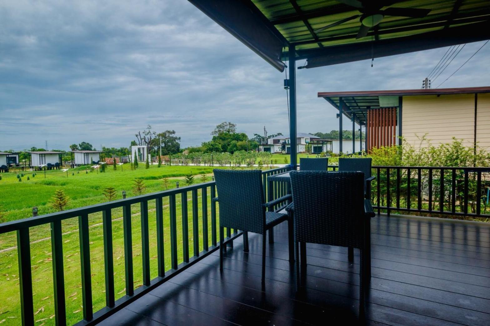 Mae On Village Resort Roi Et Extérieur photo